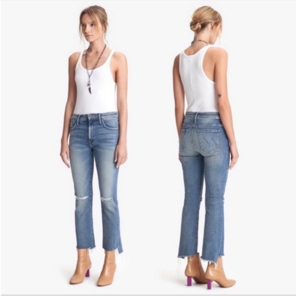 MOTHER The Insider Crop Step Fray Jeans in Reckless on Shiny White Vespa Size 26 - Picture 3 of 11